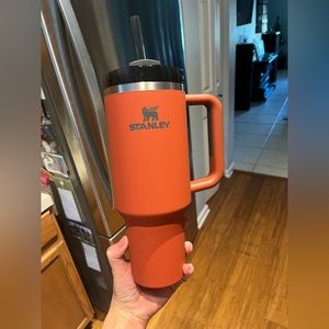 The Quencher H2.0 FlowState Tumbler (Soft Matte) | 40 OZ